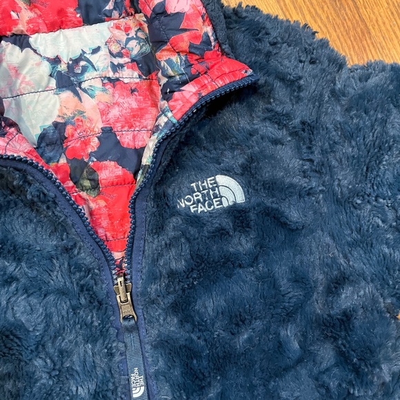 The North Face Girls' Reversible Mossbud Swirl Jacket Teal Size 7/8 - Picture 4 of 9